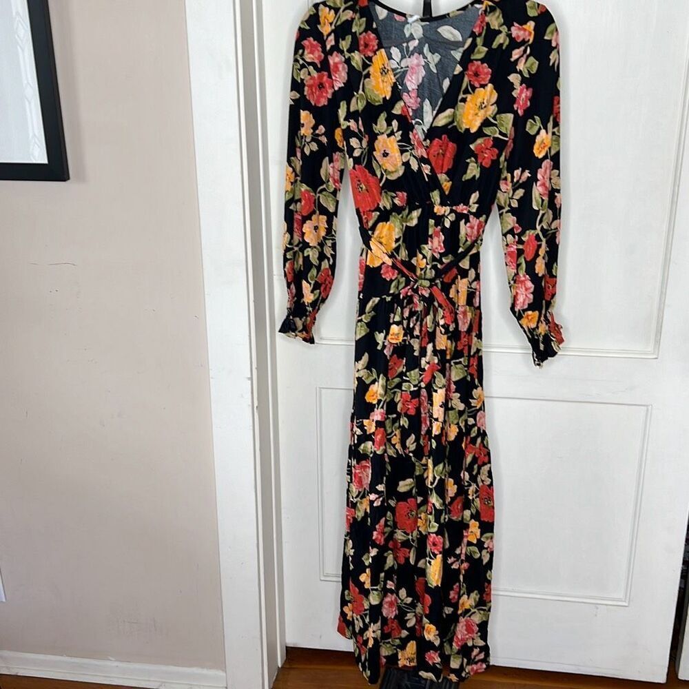 Petal & Pup RUANA MAXI DRESS BLACK FLORAL Long Sleeve Size XS Nwot